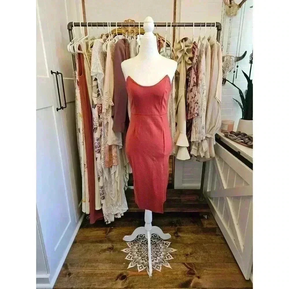 Superdown Women's Size S Zarah Strapless High Slit Midi Dress in Dusty Rose